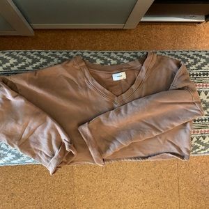 Joah Brown v-neck crop fleece
